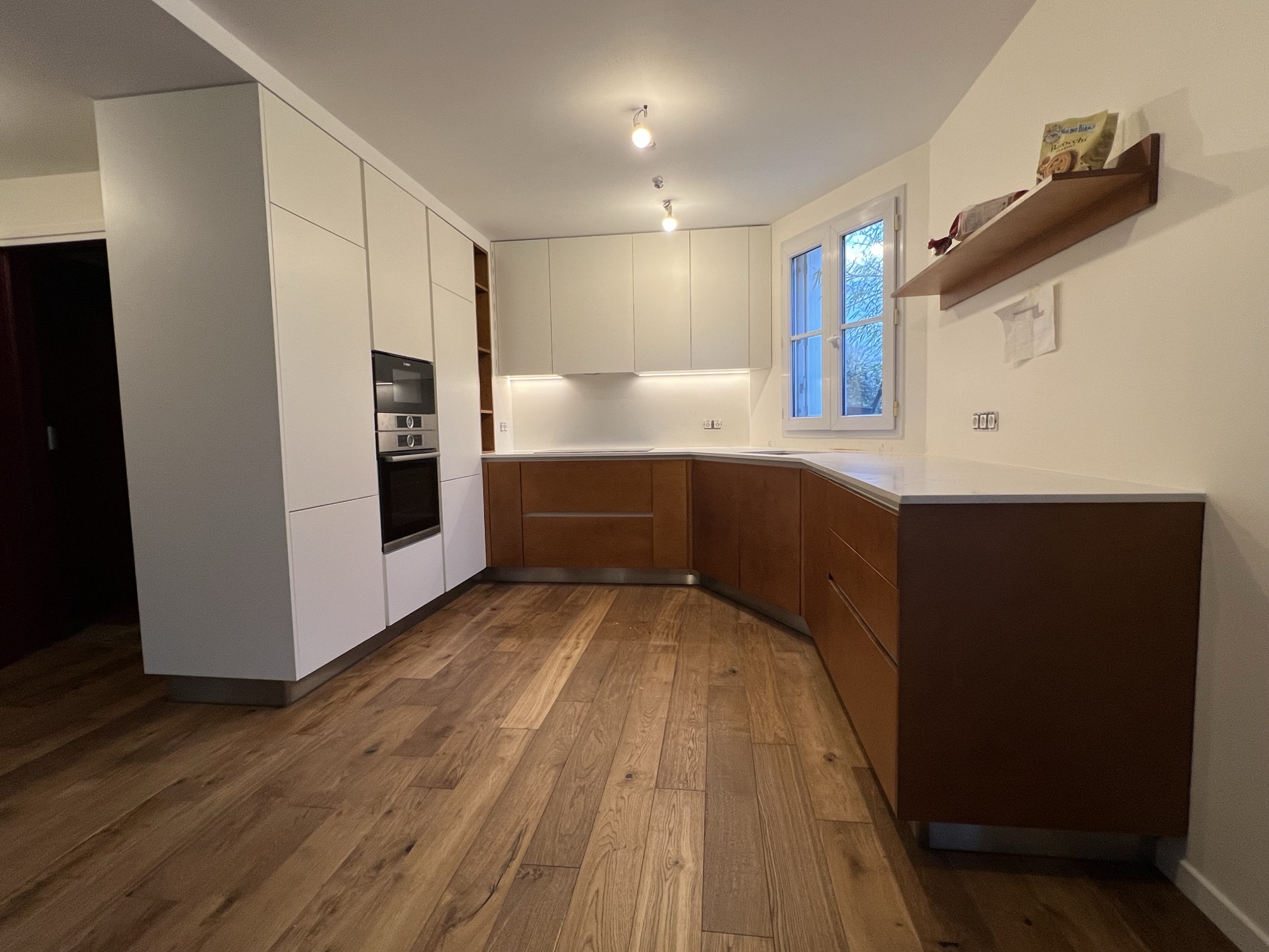 Depois - Cozinha moderna renovada